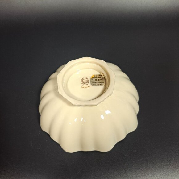 Lenox China Symphony Sculptured Bowl 24Kt Gold Gilt Cream Candy Nut Bowl - Picture 7 of 8